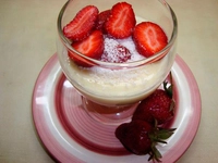 Çilekli Muhallebi Tarifi ve Malzemeleri